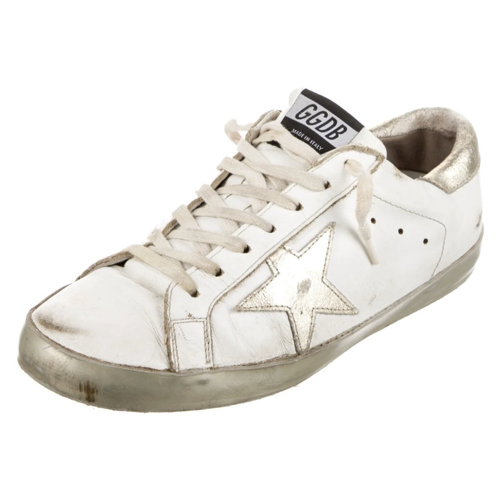 Golden Goose White Leather Sneaker with subtle Metallic Gold Star